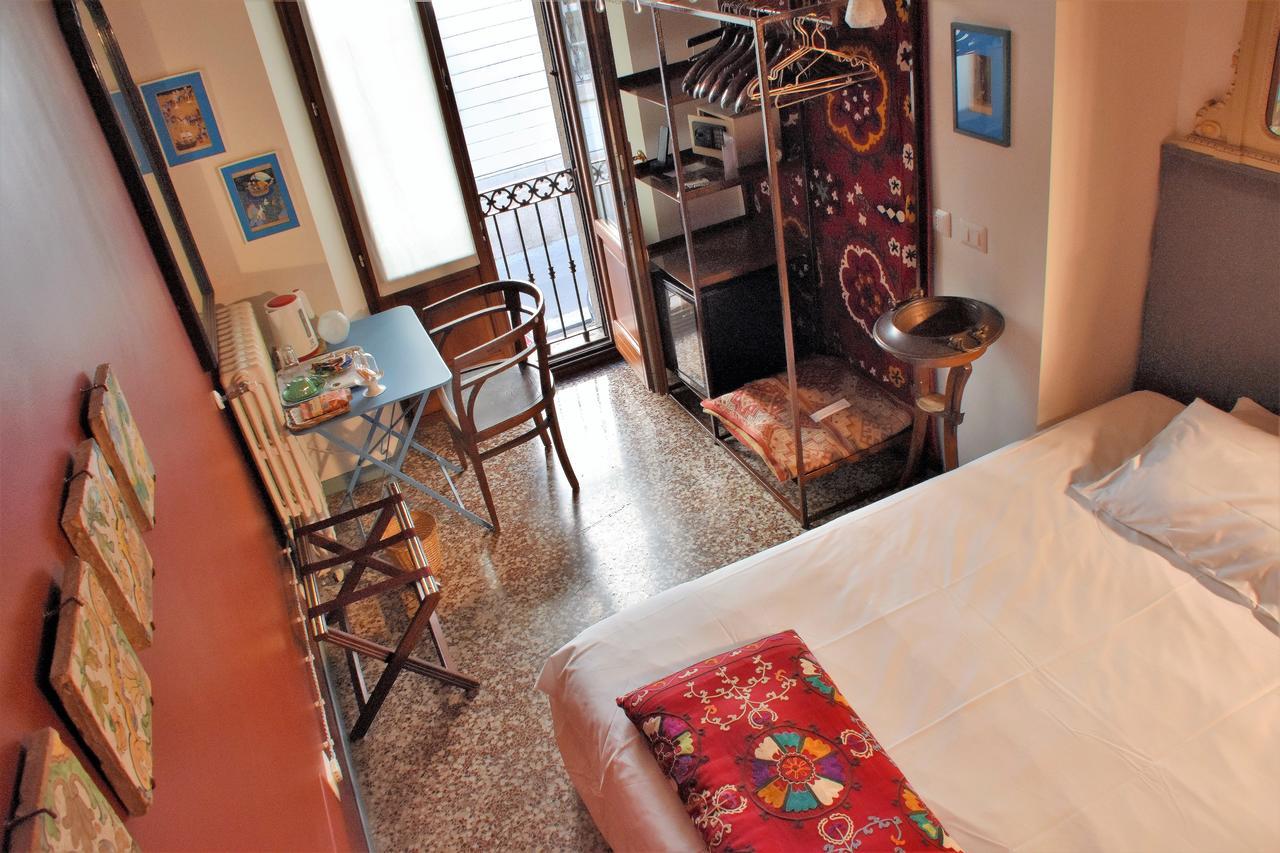 Ca' Monteggia Affittacamere 2*