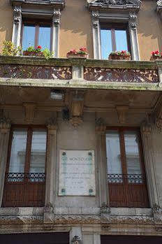 Ca' Monteggia Affittacamere
